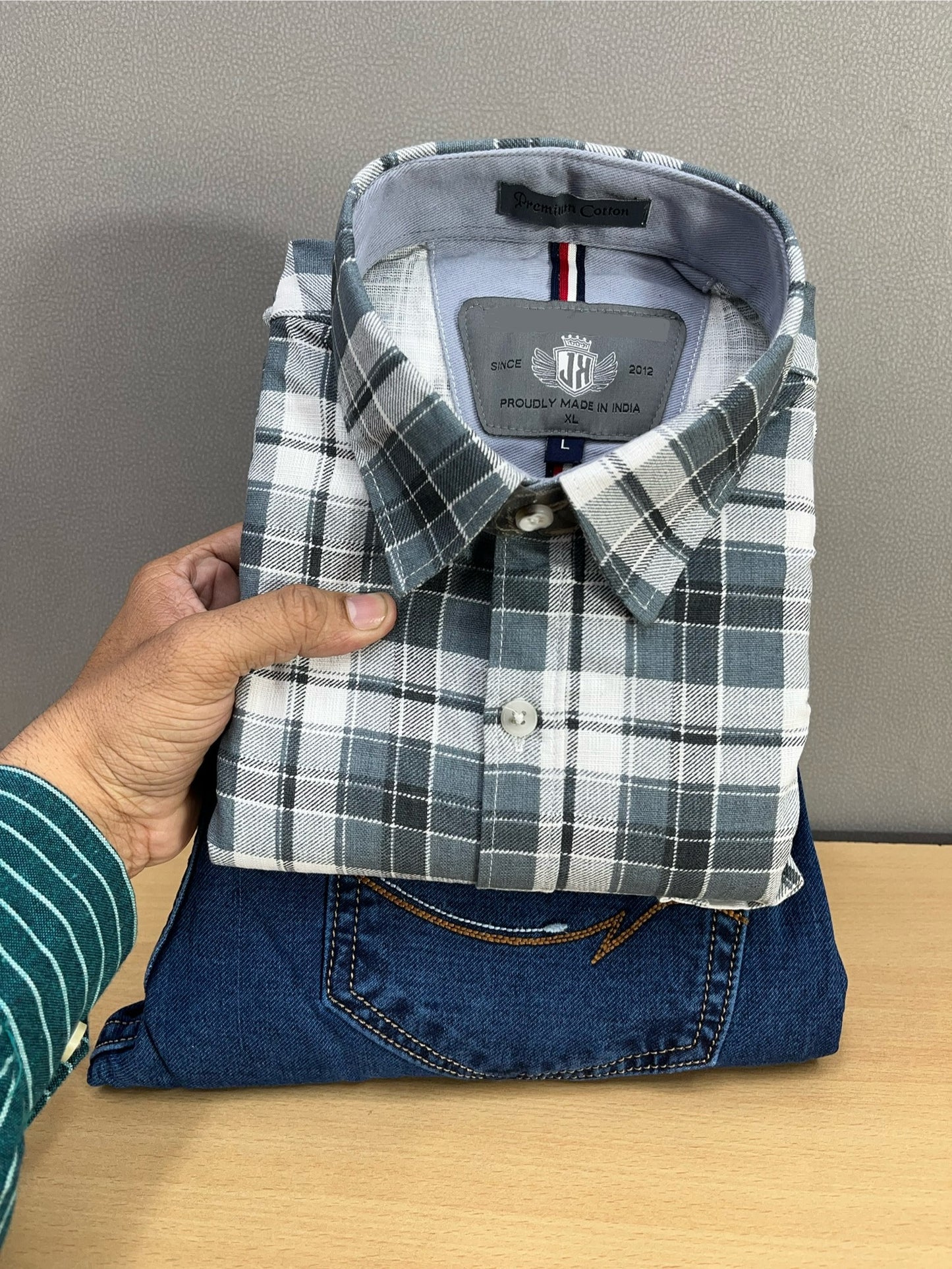 Checks Shirt With Jeans Combo