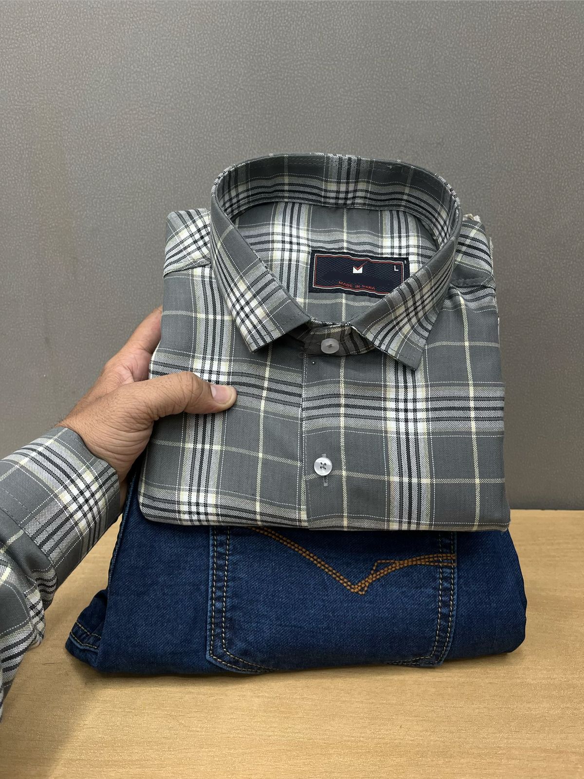 OXFORD CHECKERED SHIRT WITH JEANS COMBO