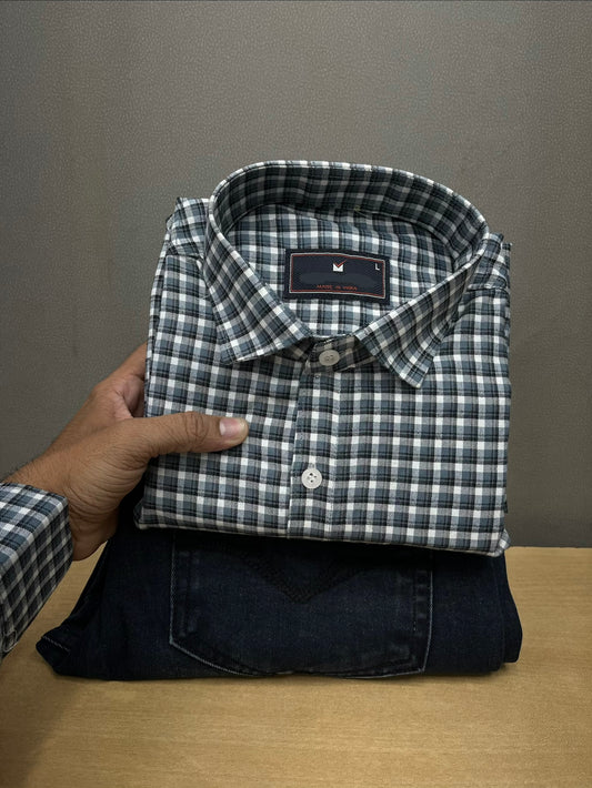 Checks Shirt With Jeans Combo