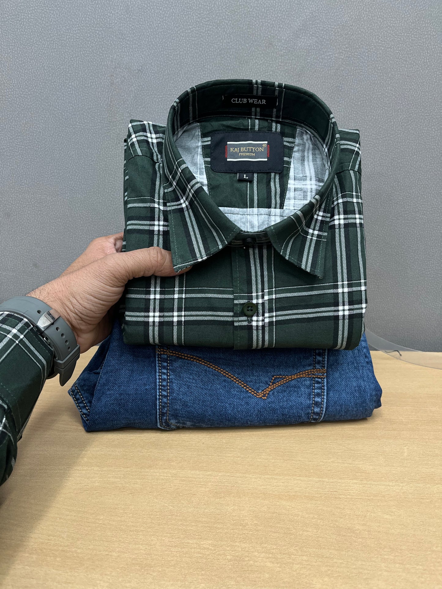 Checks Shirt With Jeans Combo