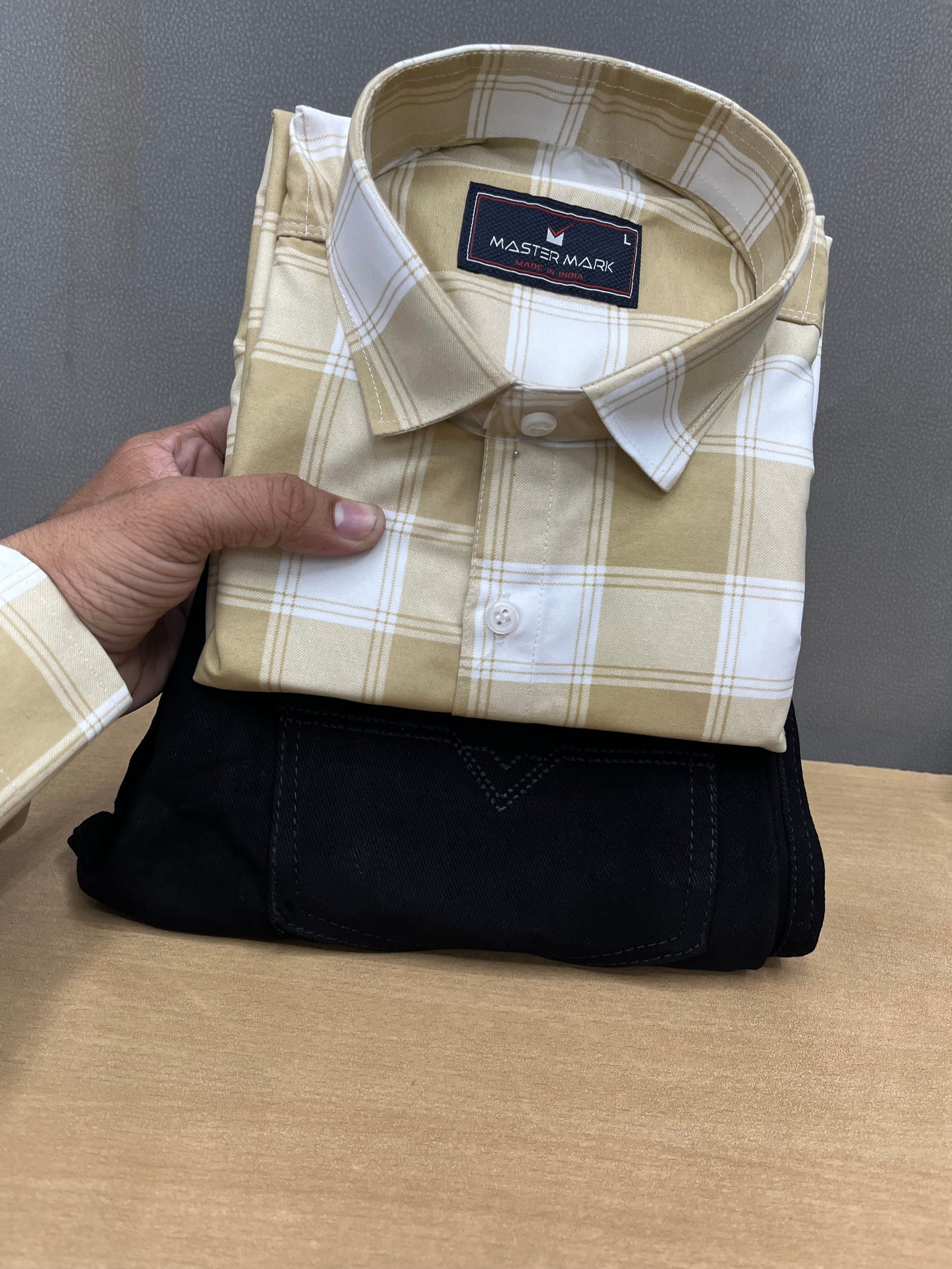 Checks Shirt With Jeans Combo