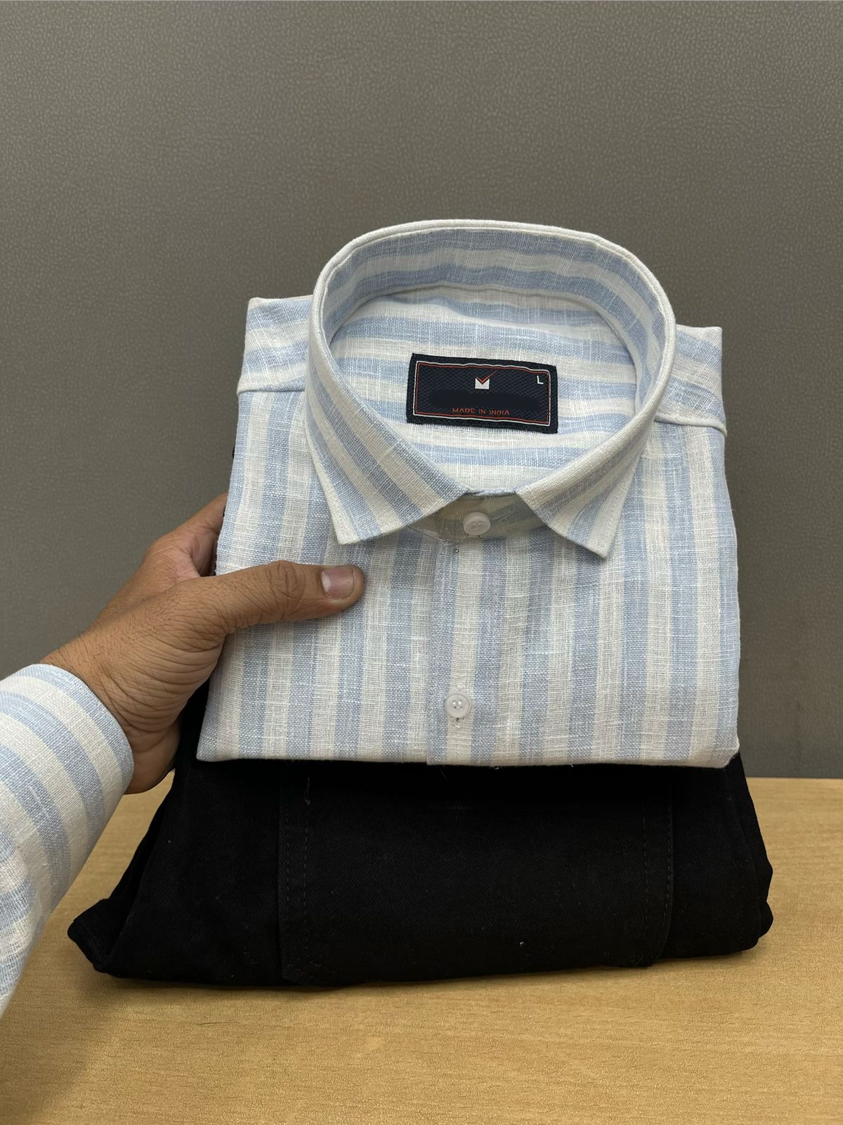 Linen Lining Shirt With Jeans Combo